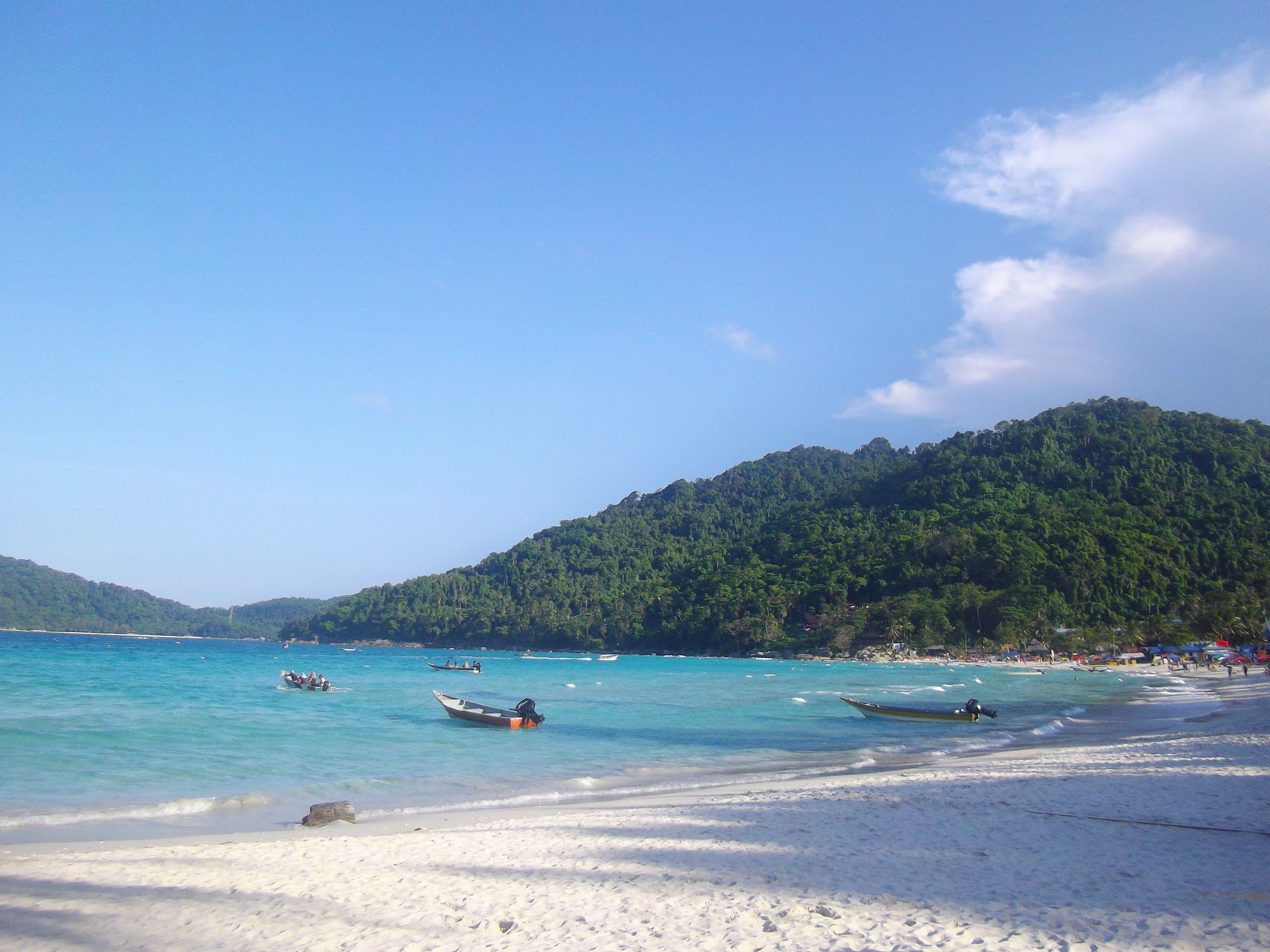 Pulau-perhentian-Kecil-Island-1.jpg